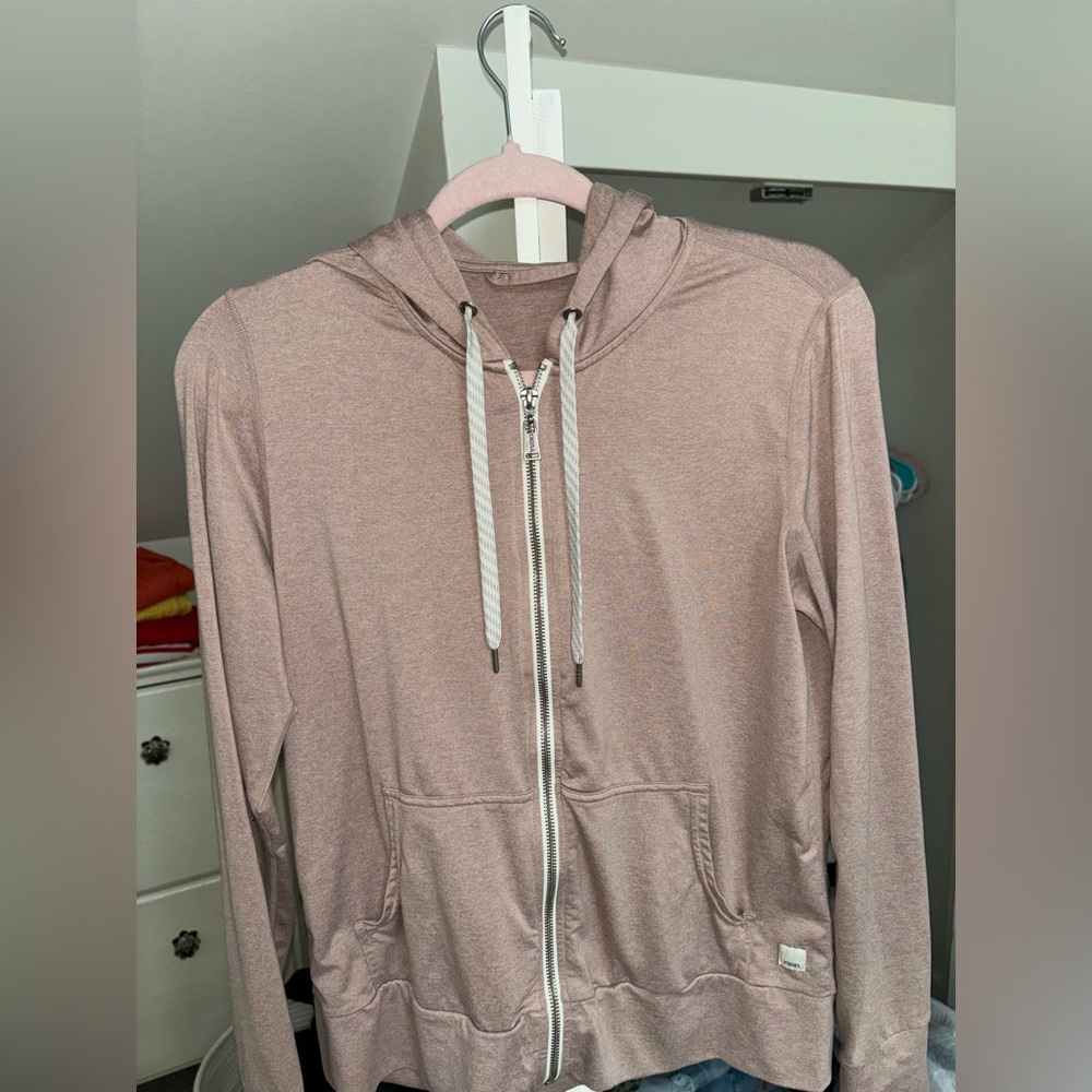VUORI HALO PERFORMANCE HOODIE